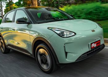 Geely EX2 2027 terá nova bateria com até 460 km de autonomia e interior renovado