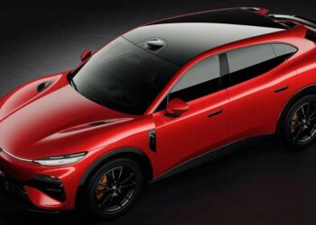 Voyah Passion S é SUV elétrico superpotente que pode ser vendido pela Stellantis