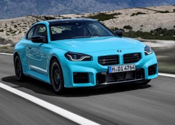 BMW M2 ganha tração integral e tecnologia das pistas para manter motor 3.0 biturbo