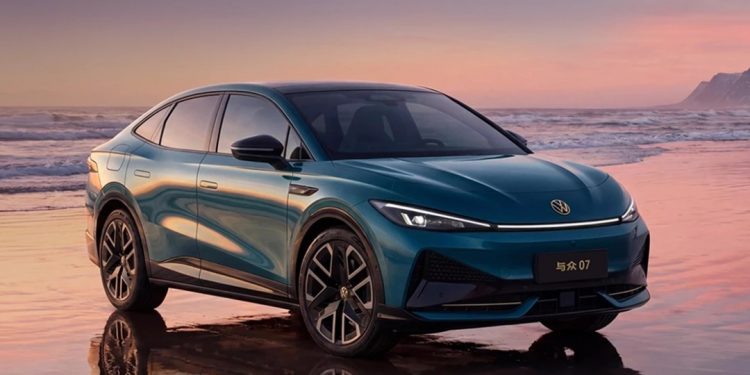 VW ID. Unyx 07 é o novo sedã com 558 km de autonomia e jeitão de Virtus elétrico